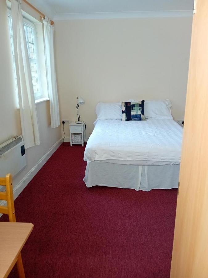 Ensuite Double Room Лондон Екстер'єр фото